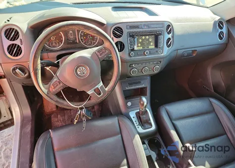 2015 Volkswagen Tiguan S z USA, uszkodzony, nr VIN WVGAV7AX0FW513549